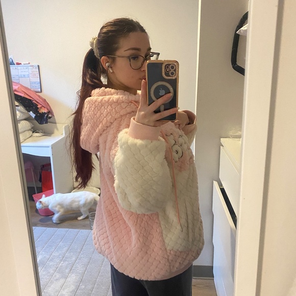 Furry coat - Picture 4 of 5